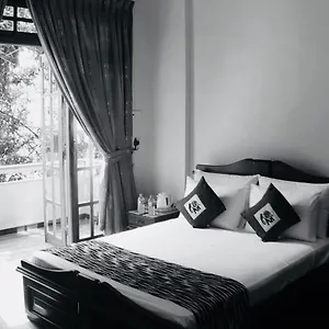 Familia Otel